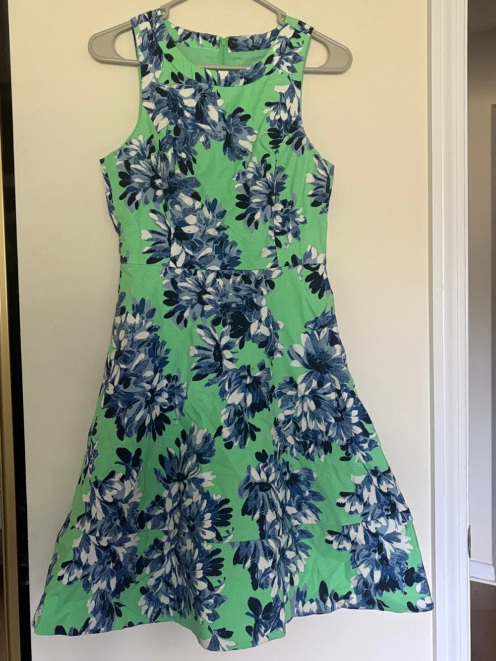 J. Crew Floral Fit-and-Flare Dress in Green and Blue w/ Pockets Size 2